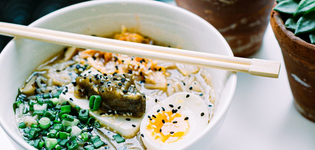 how-to-cook-egg-in-ramen